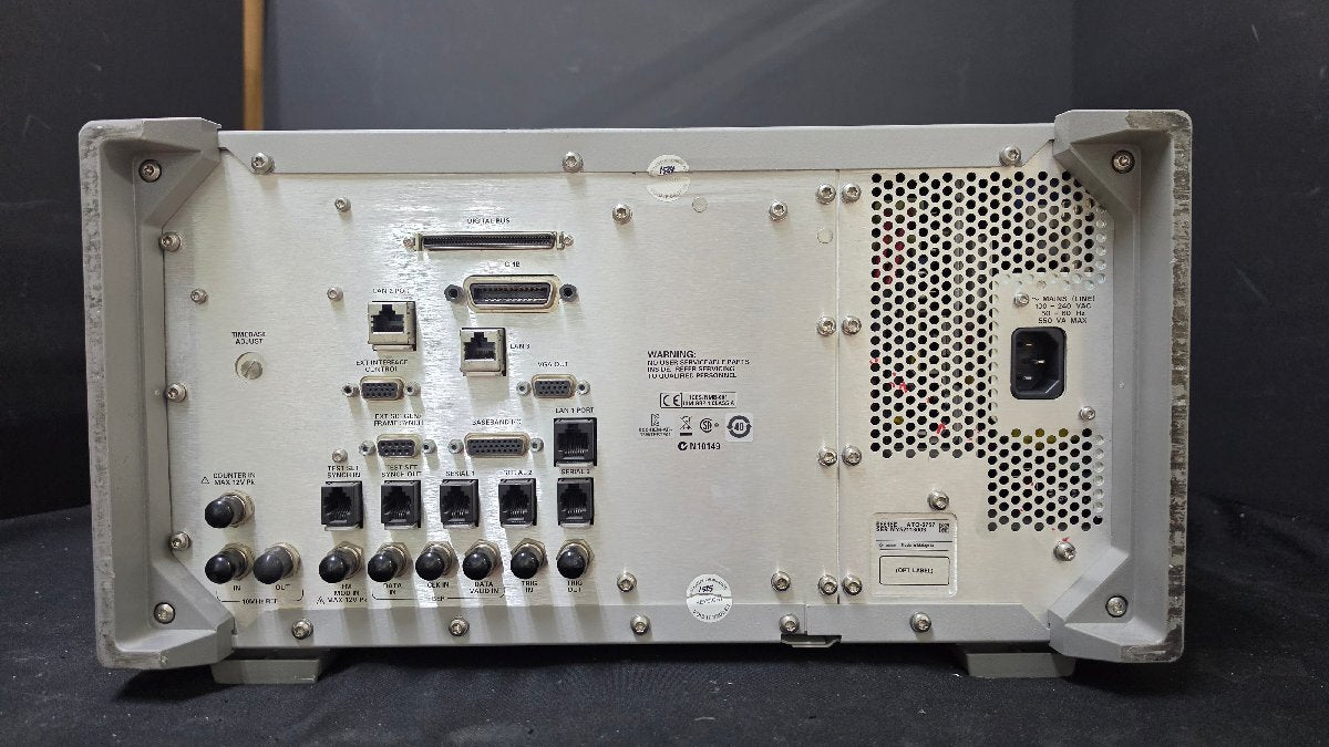 Agilent E5515E Wireless Communication Test Set (for parts or not working) [1248301705]