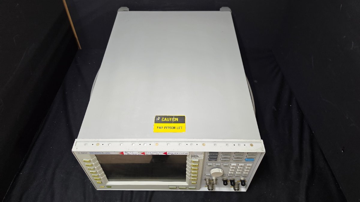 Agilent E5515E Wireless Communication Test Set (for parts or not working) [1248301705]