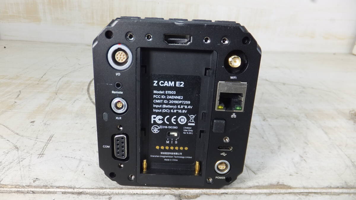 Z CAM E2 E1503 Meike MK-6.5mm F2.0 Fish-Eye Cinema Camera [f1213946719]