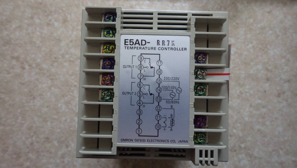 OMRON E5AD-RR7K Temperature Controller [o1093112575]