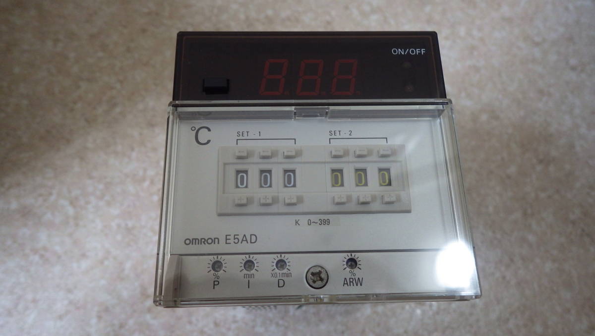 OMRON E5AD-RR7K Temperature Controller [o1093112575]