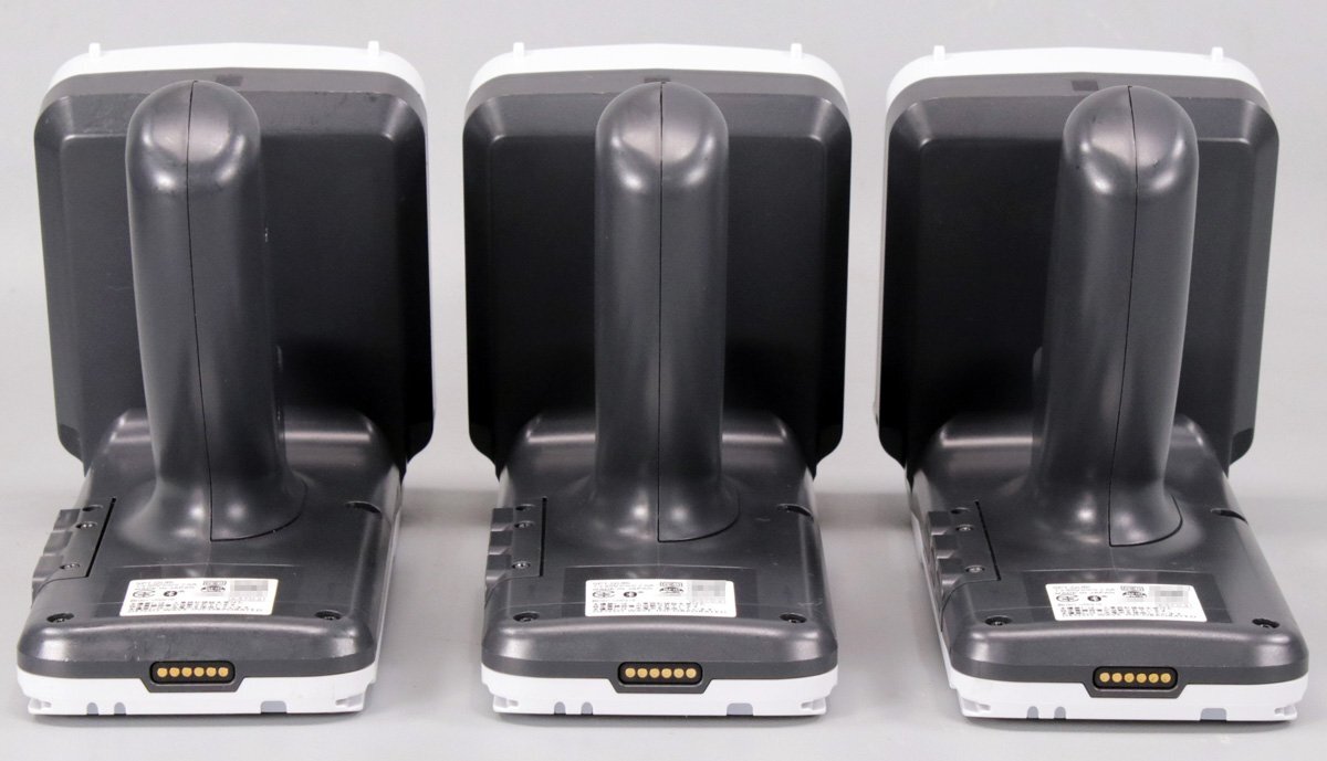 DENSO SP1-QUBi RFID High Output Handy Scanner UHF Band RF Tag Set of 3 Communication Charging Unit Included [1209140268]