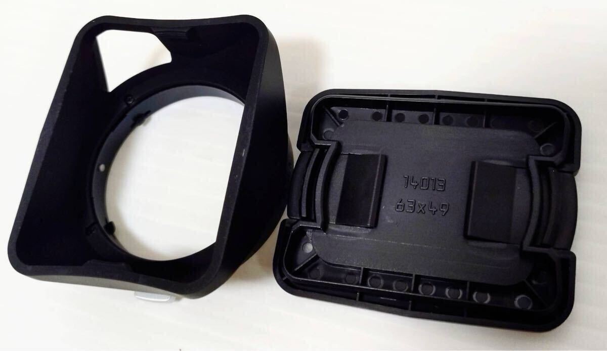 Leica LEICA Plastic Lens Hood with Cap and Box Camera Parts [d1217110579]