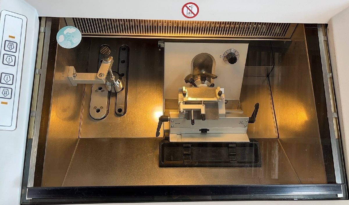 Leica CM1850 Cryostat Microtome CM Series [b1190566999]