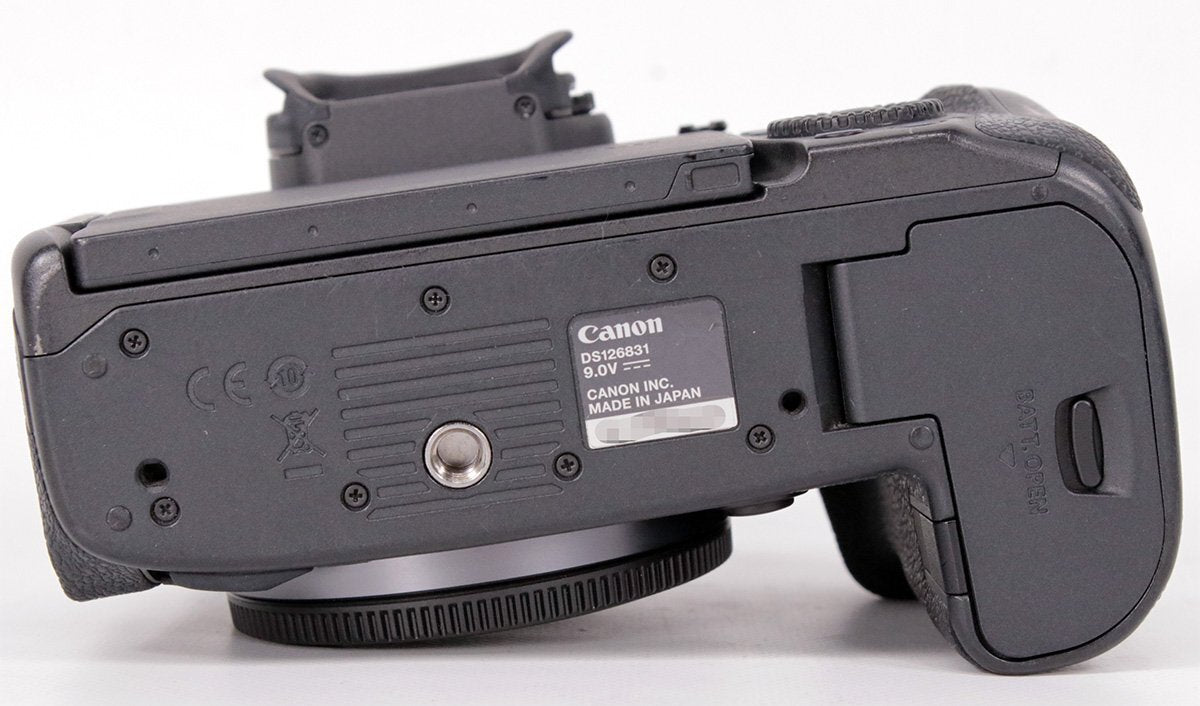 Canon EOS R5 Mirrorless Camera Body Shutter Count Under 119800 [m1241266478]