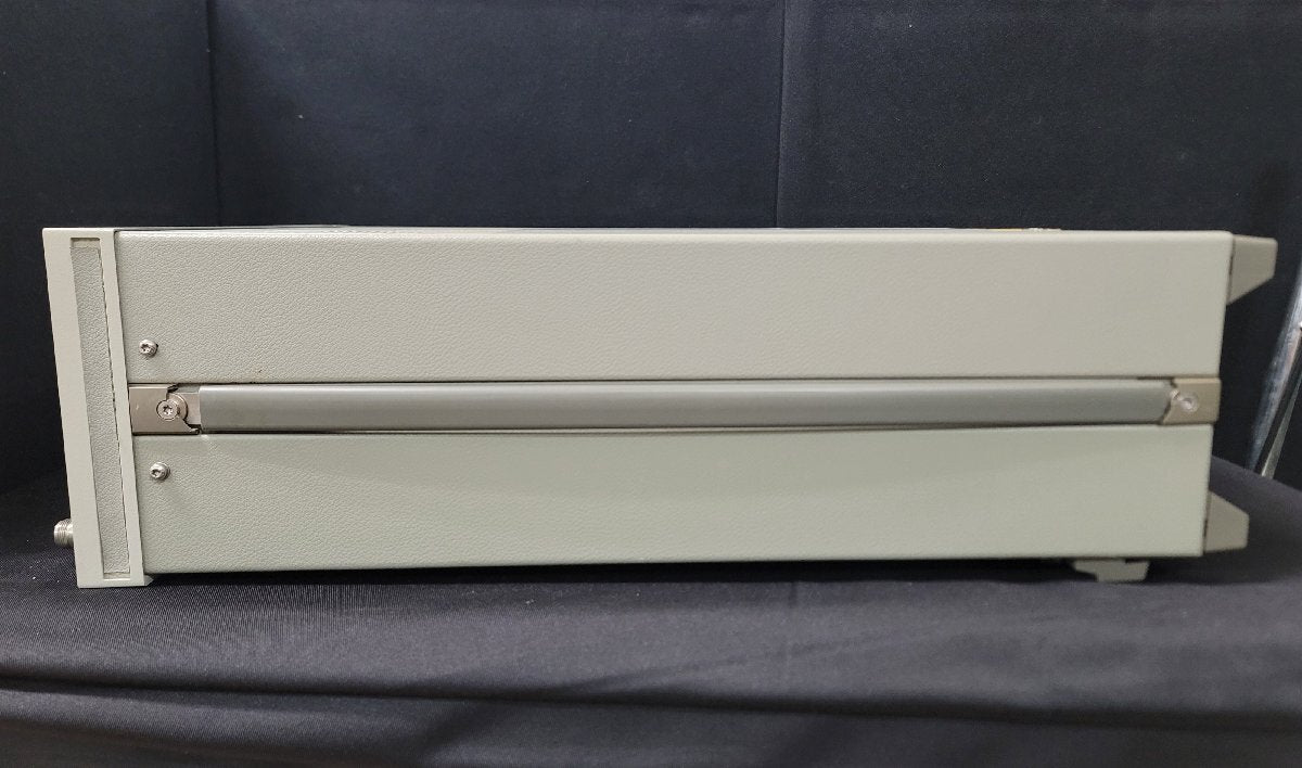 Agilent 8665B Synthesized Signal Generator 100kHz-6GHz [l1201652050]