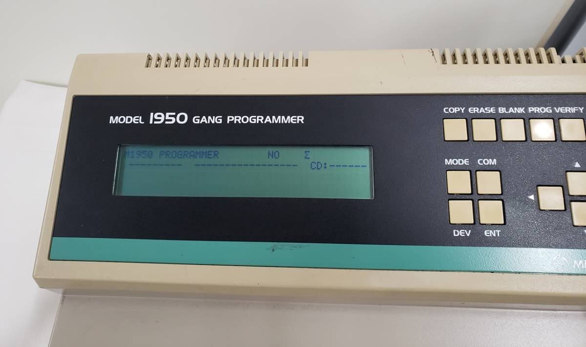 Minato Electronics MODEL1950 Gang Programmer [s1129057900]