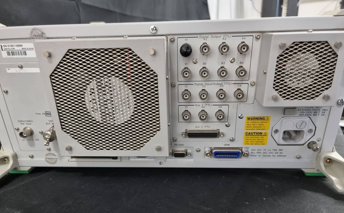 Anritsu MG3681A Digital Modulation Signal Generator 250kHz-3GHz (for parts or not working) [n1128350445]