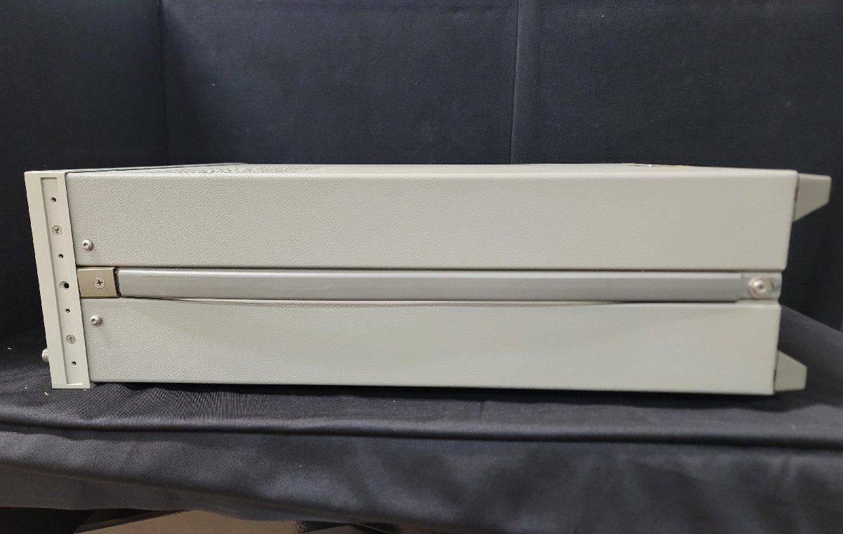 HP 8665B Synthesized Signal Generator 100kHz-6GHz [x1202106309]