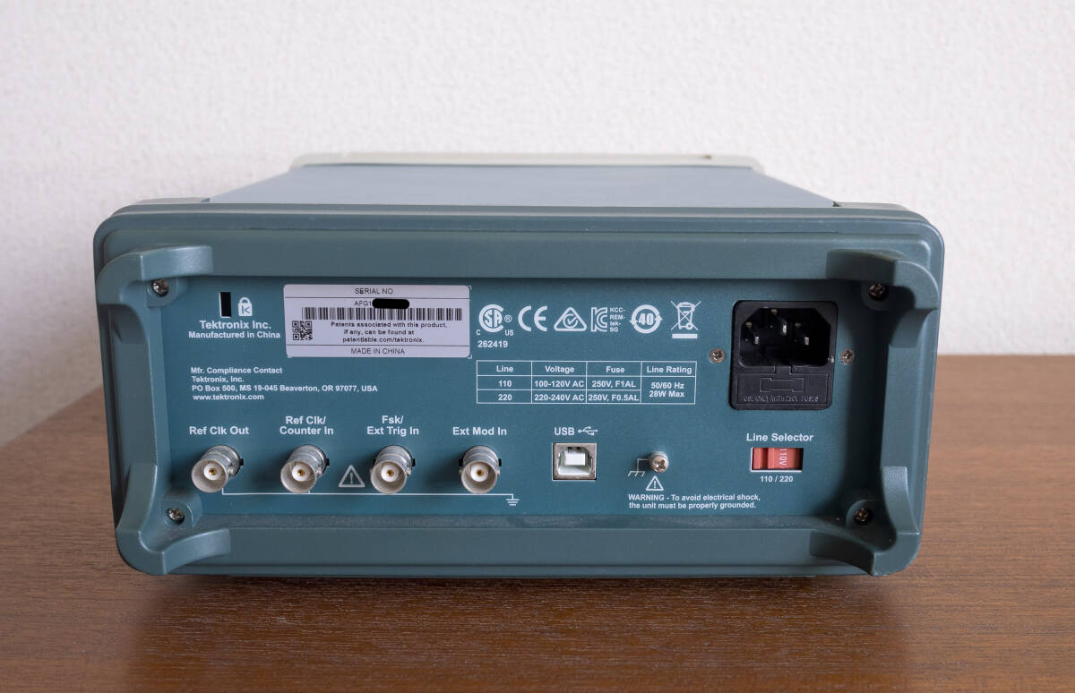 Tektronix AFG1022 Function Generator 25MHz 2 Channels [e1248334323]