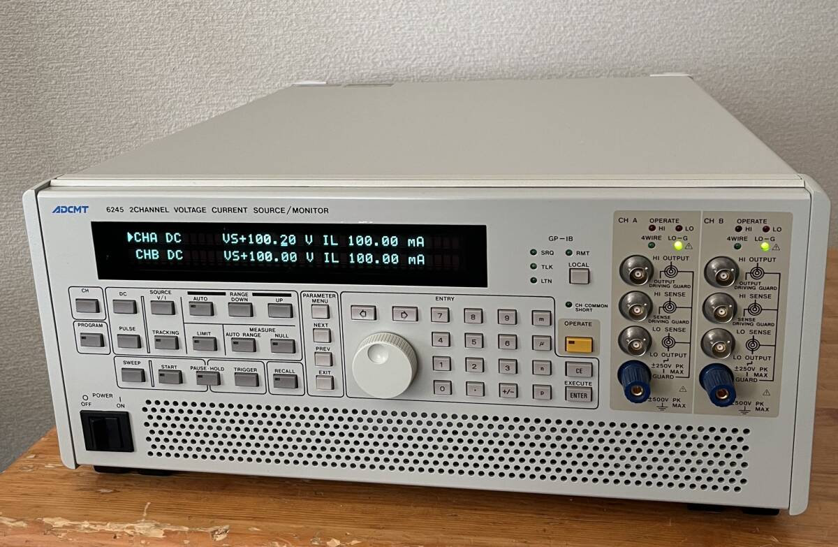 ADCMT 6245 DC Voltage Current Source Monitor [d1226069529]
