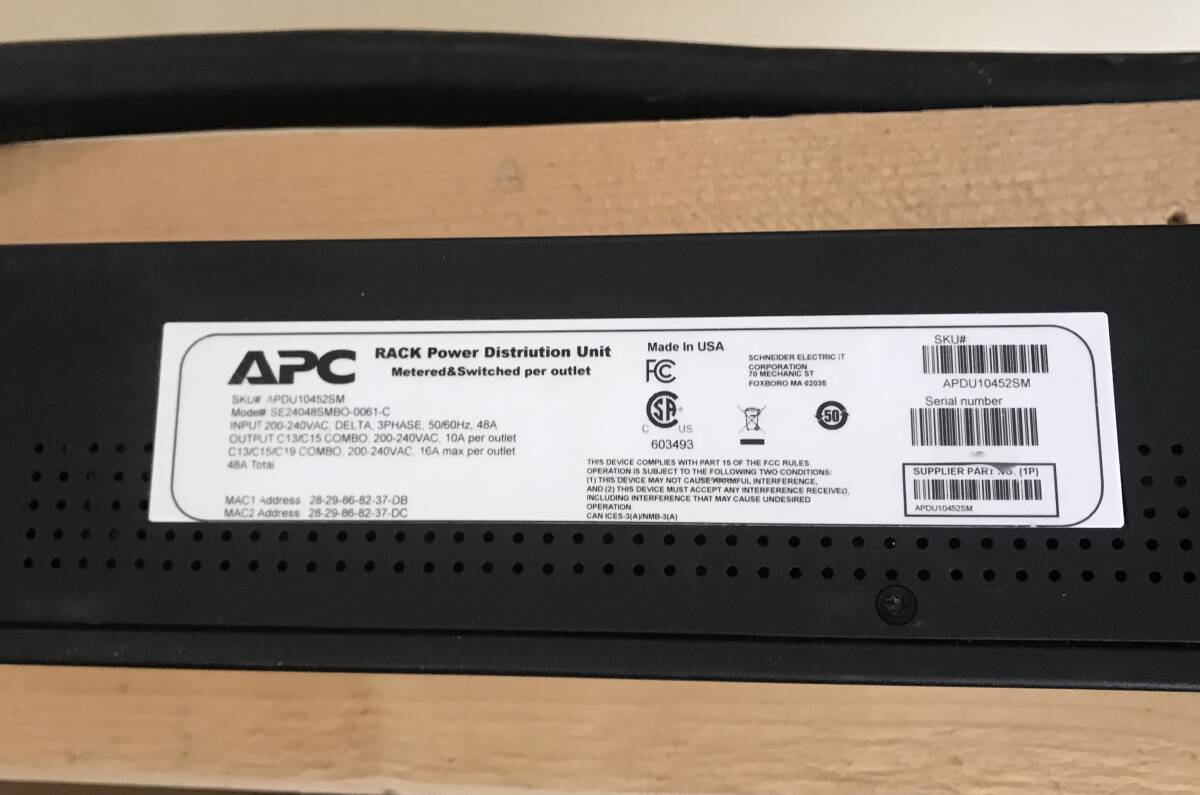APC APDU10452SM NetShelter Rack PDU Unit Switched Plus [x1220057904]