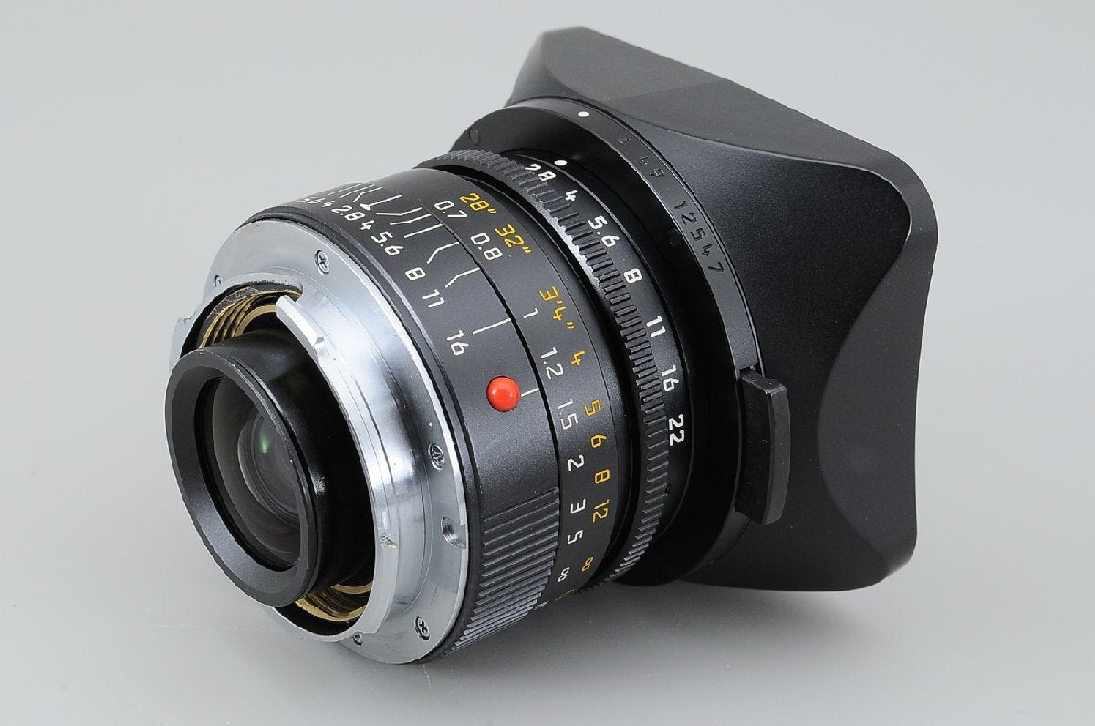◆With original box◆Leica Leica ELMARIT-M 28mm F2.8 E46 118090 + 12547 Lens hood, 14013 with cap #12329 [d1211924851]