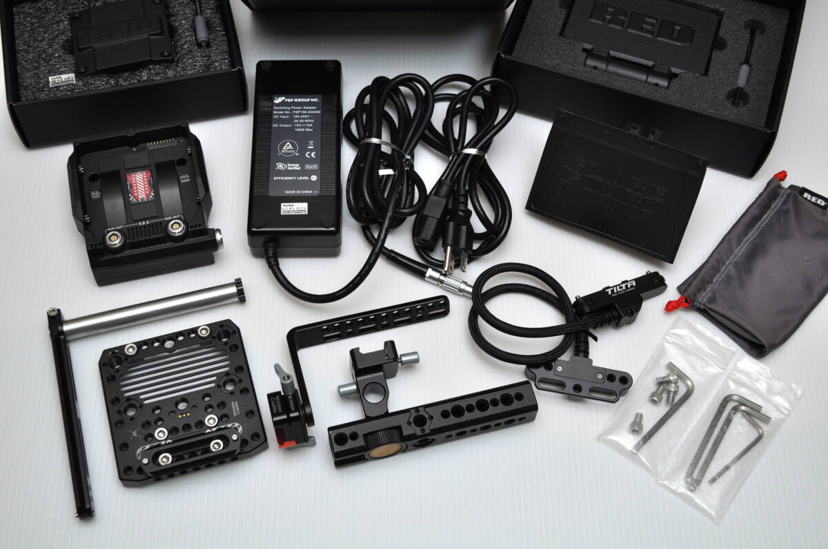RED Digital Cinema Scarlet-W Dragon 5K Camera [k1129689671]