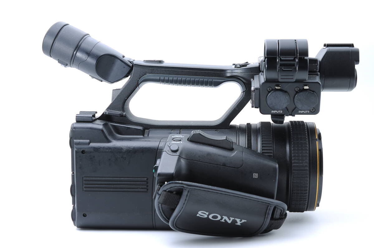 Sony HXR-NX3 NXCAM Camcorder [b1211603984]