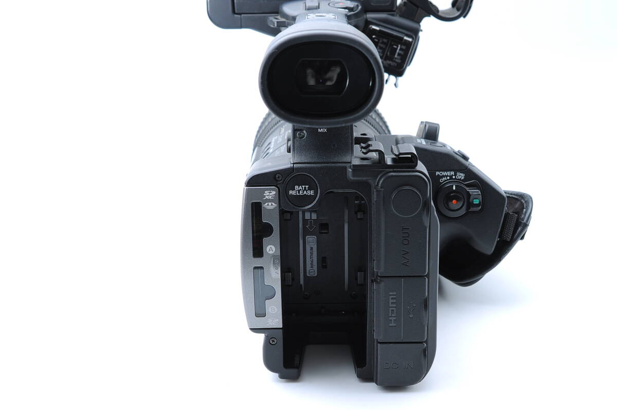 Sony HXR-NX3 NXCAM Camcorder [b1211603984]