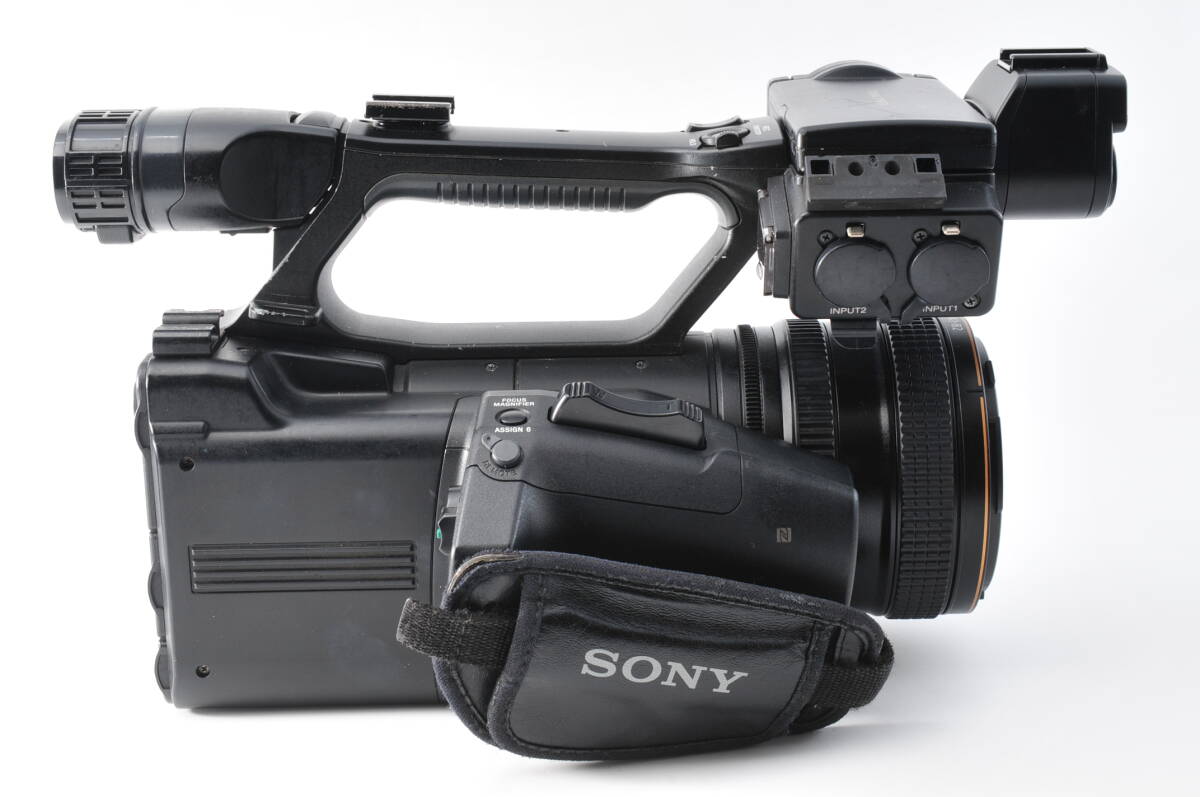 Sony HXR-NX3 Camcorder Professional [m1219529483]