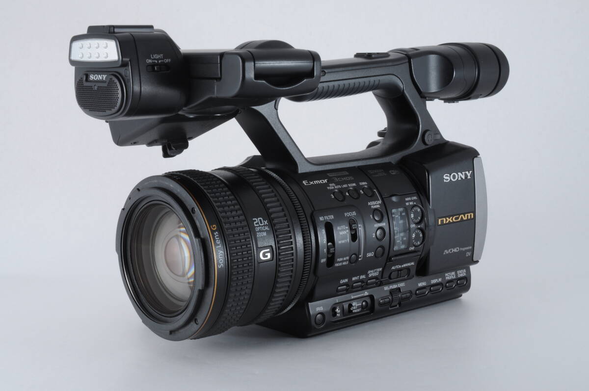 SONY HXR-NX3 NXCAM Professional Video Camera [s1234539459]