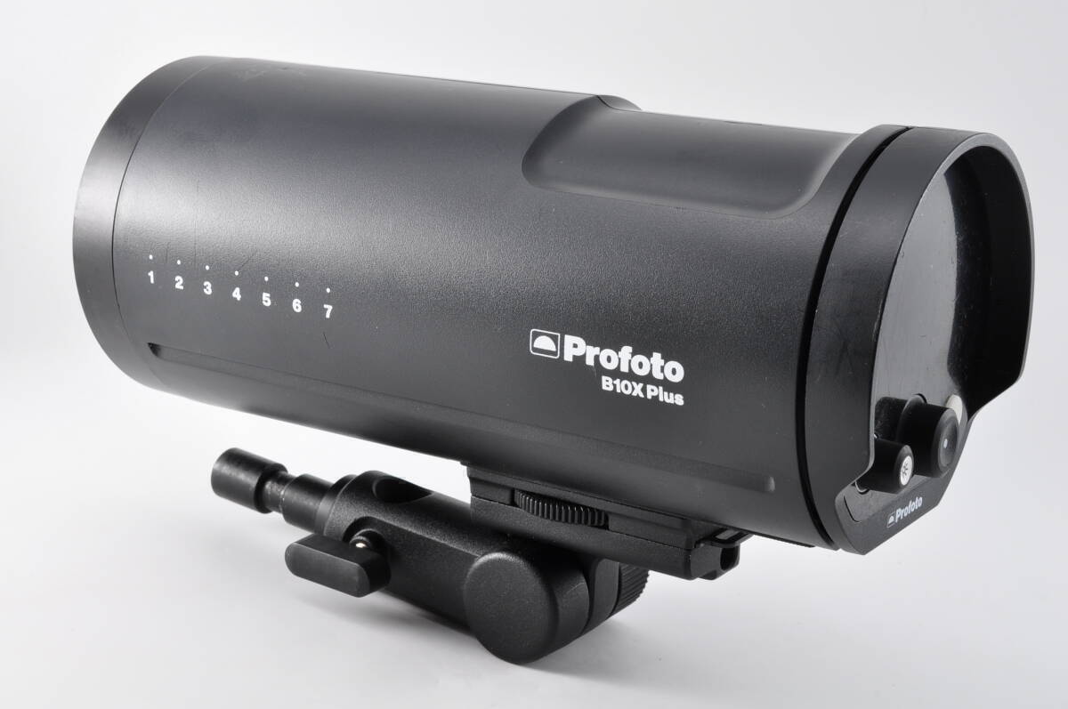 Profoto B10X Plus Strobe Lighting [s1241803920]