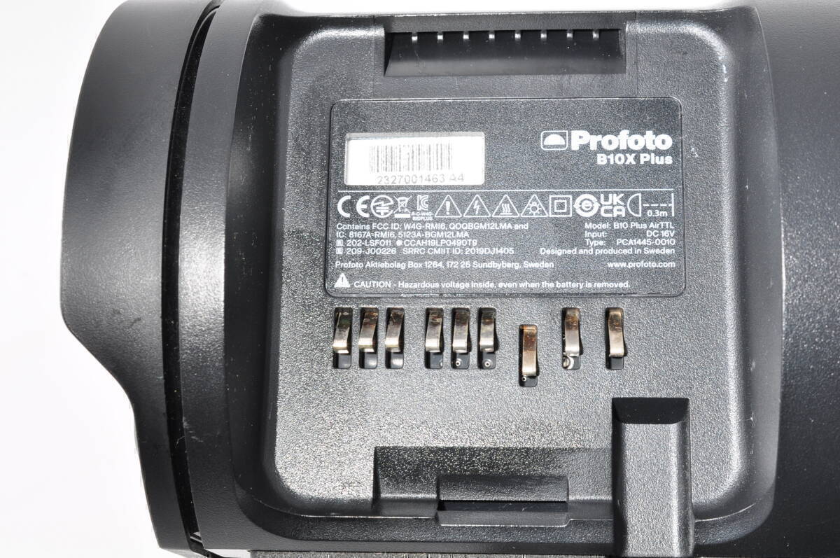 Profoto B10X Plus Strobe Lighting [s1241803920]
