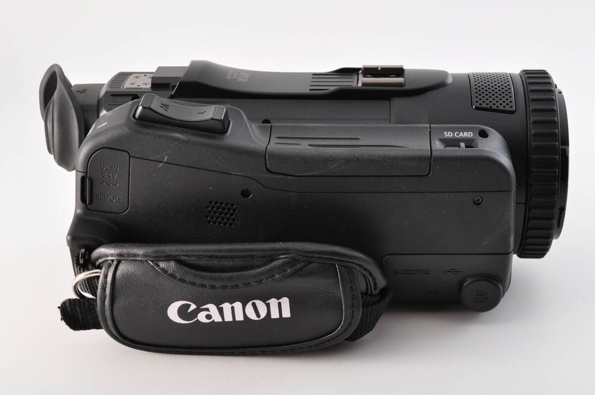 Canon XA55 4K Professional Video Camera with HDU-3 Handle Unit [v1242295796]