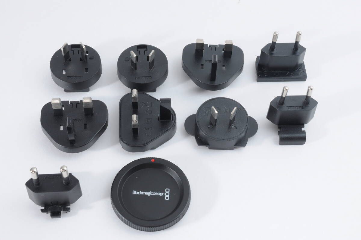 Blackmagic Pocket Cinema Camera 4K Professional Video Camera [1244525052]