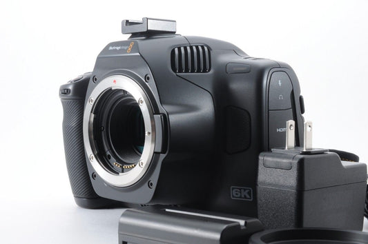 Blackmagic Pocket Cinema Camera 6K Pro [z704610242]