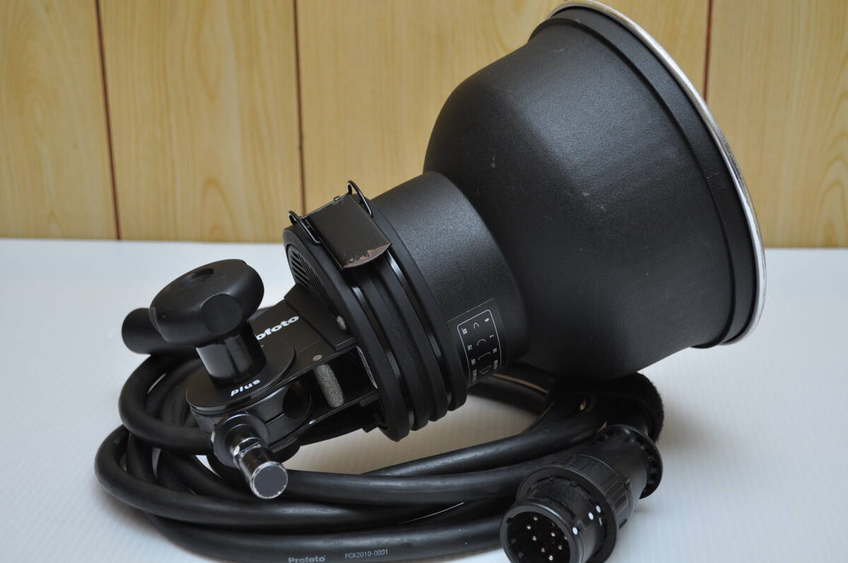 Profoto Pro-10 2400 AirTTL Strobe Head Set with ProHead Plus Zoom Reflector [t1249460102]