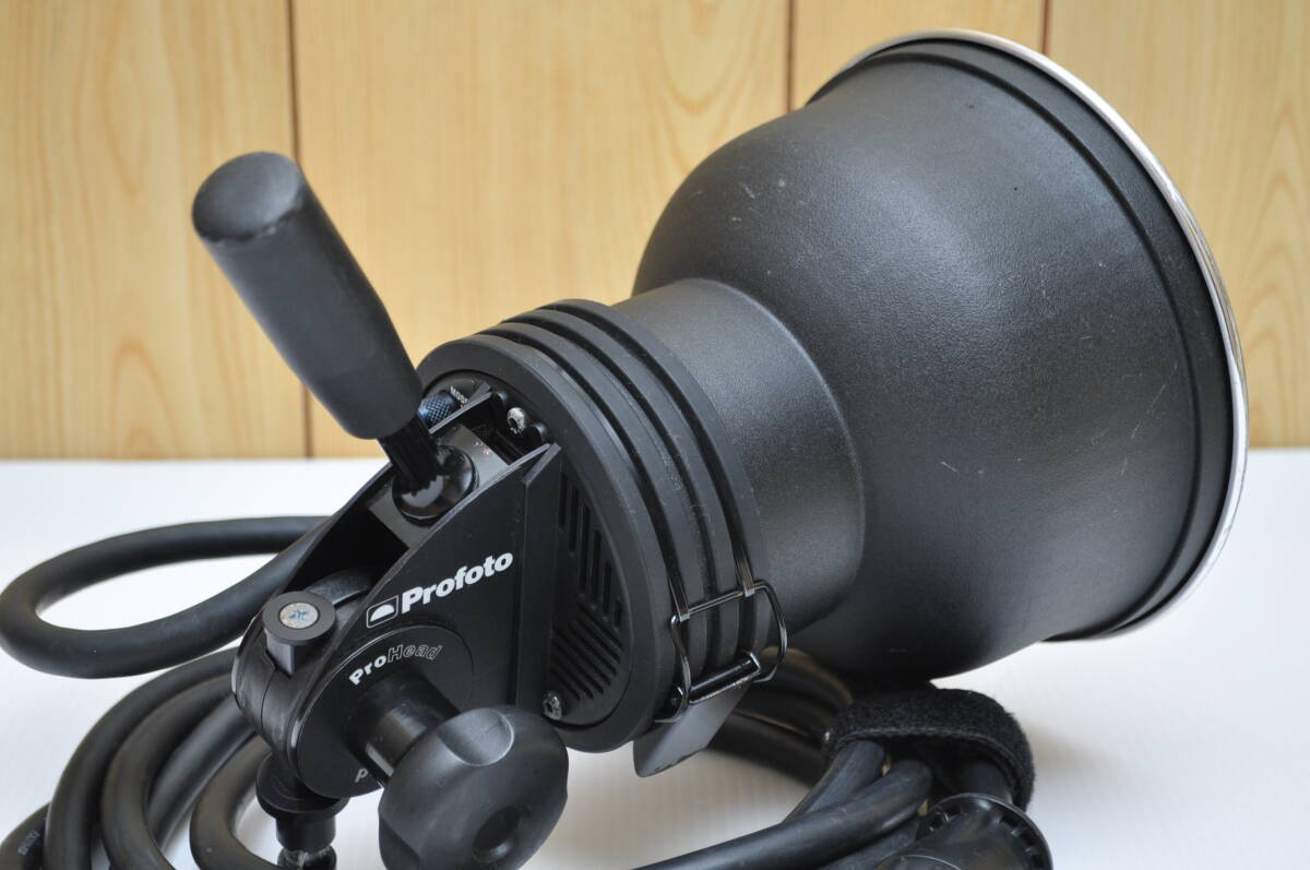 Profoto Pro-10 2400 AirTTL Strobe Head Set with ProHead Plus Zoom Reflector [t1249460102]