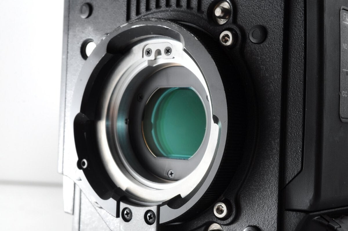 Sony HDC-2500 Professional Camera 2/3-inch Progressive 3CCD (as-is) [w1250254625]