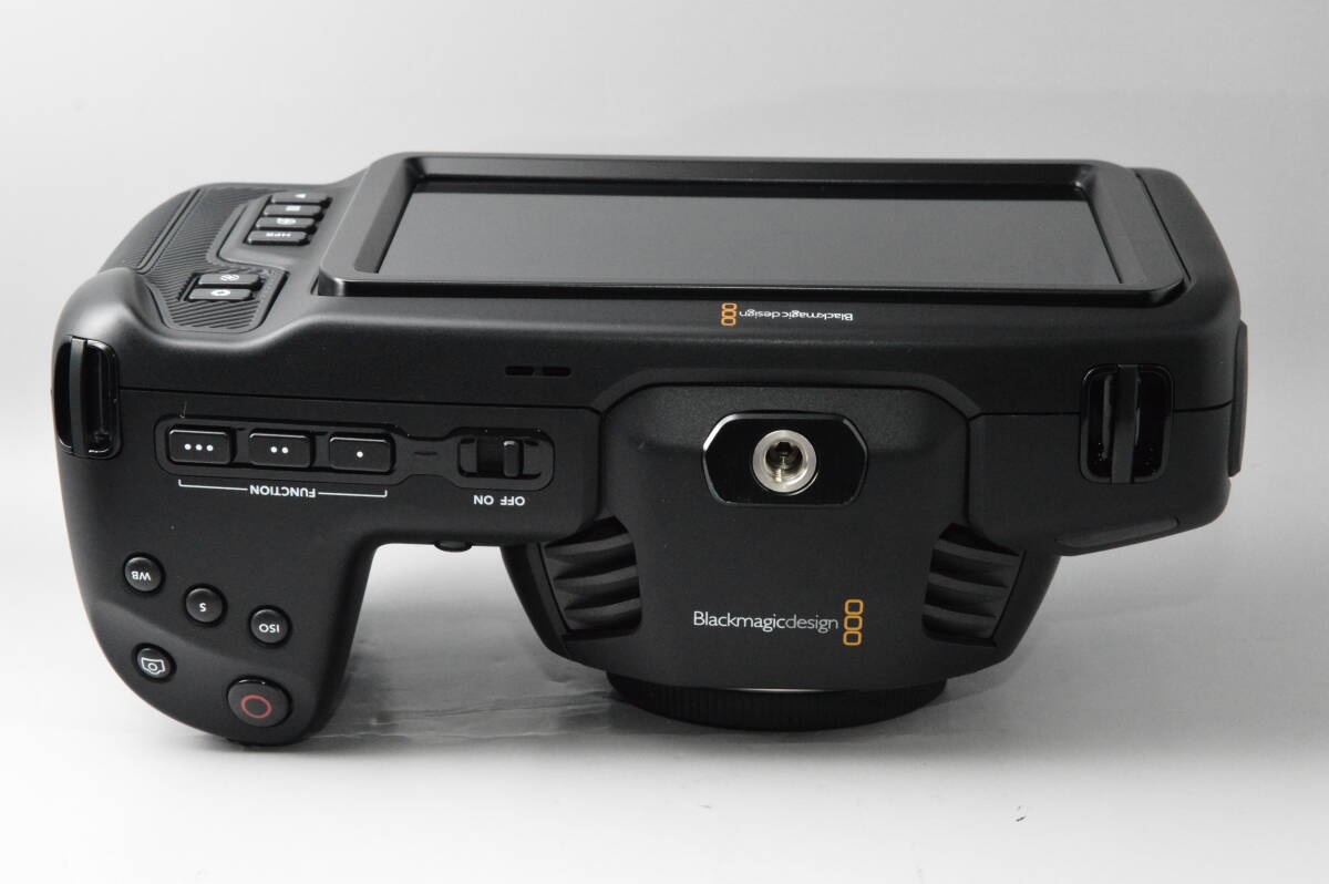 Blackmagic Design Pocket Cinema Camera 4K Micro Four Thirds Mount [x1238031816]