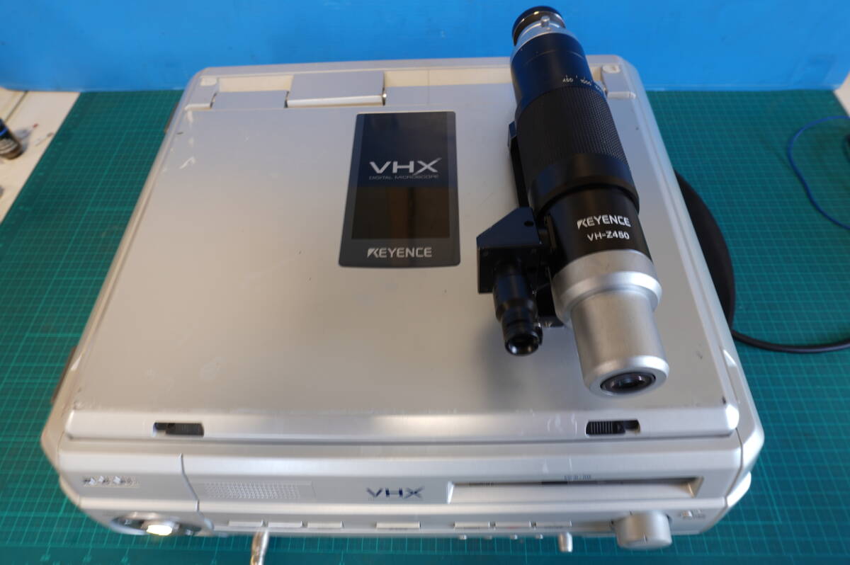 Keyence VHX-100 Digital Microscope with VH-Z450 High Magnification Zoom Lens Set [f1245874400]