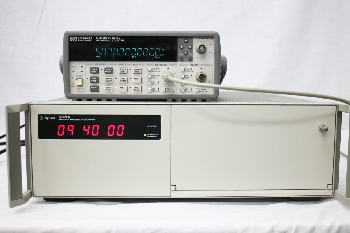 Agilent 5071A Frequency Standard with Option 001 [x712051877]