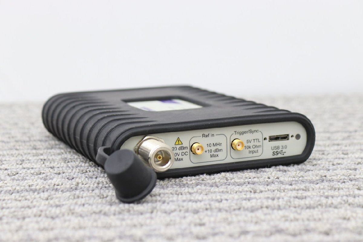 Tektronix RSA306B Real-Time Spectrum Analyzer [u1249199346]