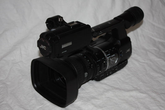 JVC GY-HM600 HD Professional Video Camera [c1046457641]