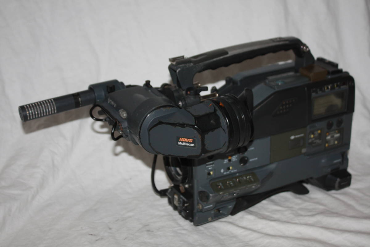 Sony HDW-730 HDCAM Broadcast Camcorder with HDVF-20A Viewfinder [e1046822765]