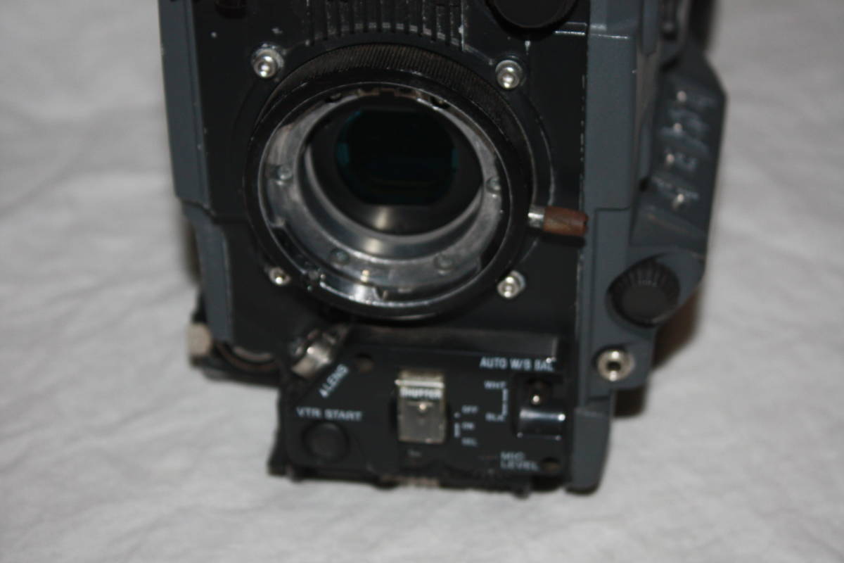 SONY HDW-750 HDCAM Broadcast Video Camera [n1046876014]