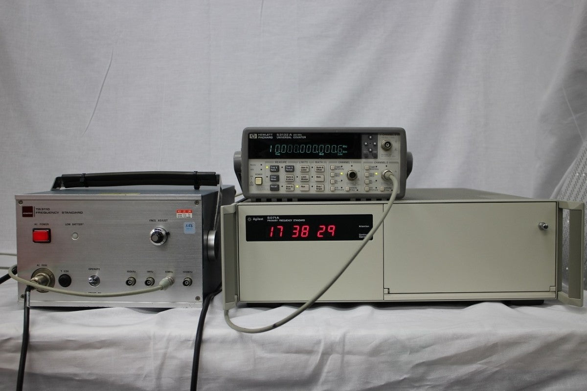 Advantest TR3110 Portable Secondary Frequency Standard [u1048618369]