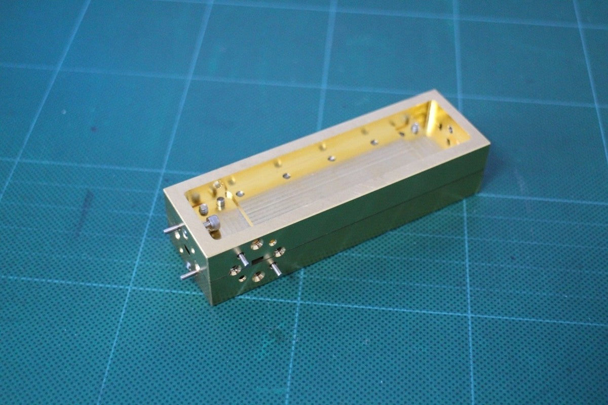 MRI CPVA20 Directional Coupler WR15 20dB 50.0-75.0GHz [g1049660563]
