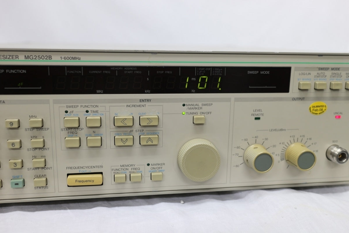 Anritsu MG2502B Synthesizer Level Generator 1Hz-600MHz [p1056075819]
