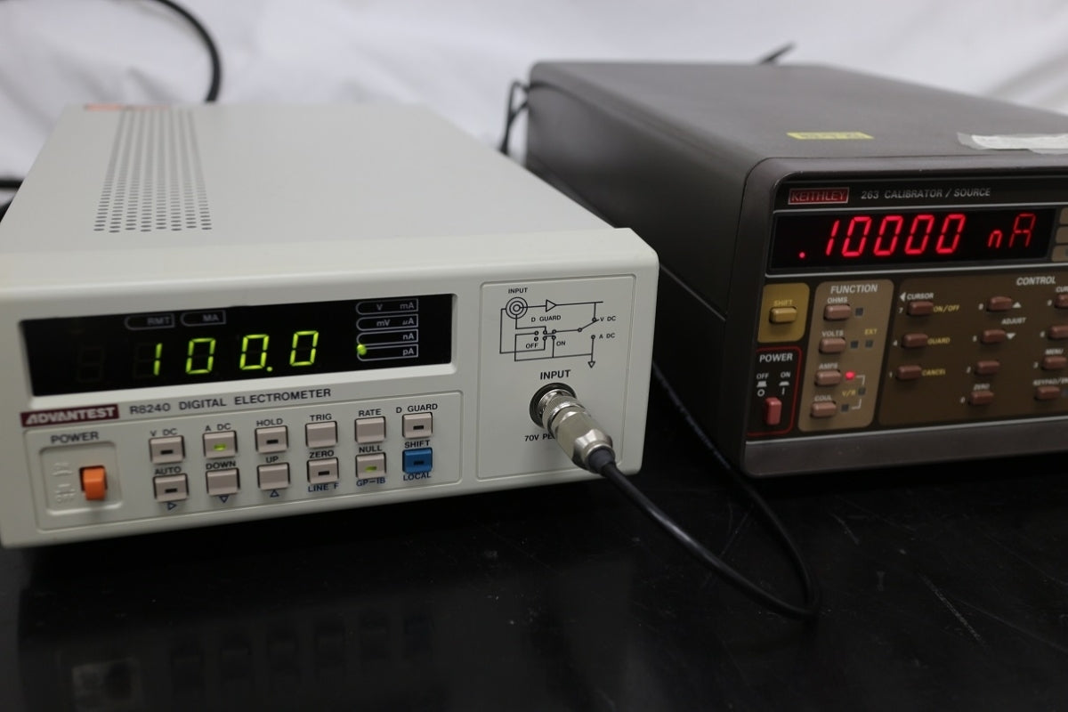 Advantest R8240 Digital Electrometer [n1056592679]