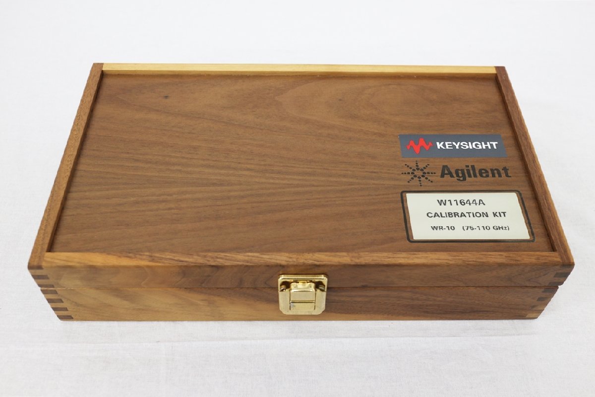 Agilent W11644A WR-10 Calibration Kit 75-110GHz [h1113236514]