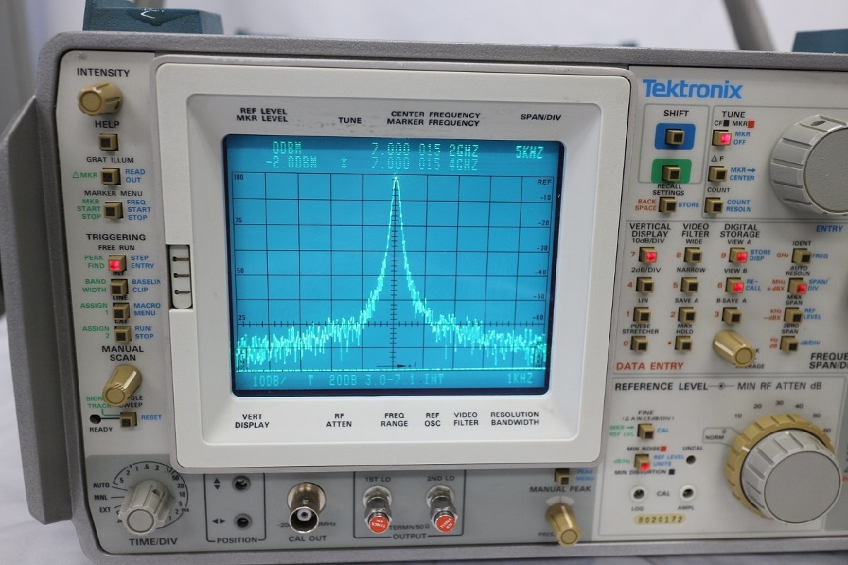 Tektronix 497P Spectrum Analyzer 100Hz-7GHz [x1113347143]
