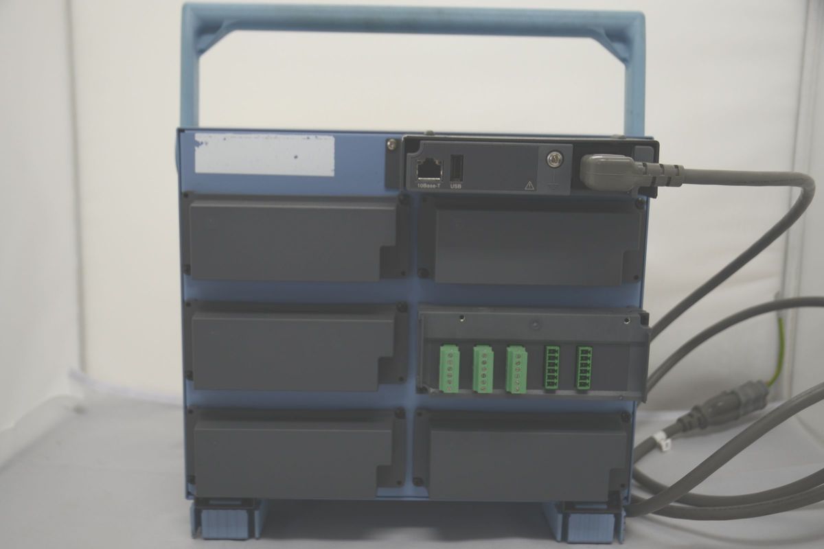 Yokogawa MV2000 MV2010-3-4-1-1-1M [k1122190863]