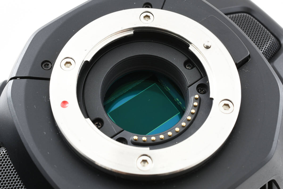 Blackmagic Design BMPCC4K Cinema Camera [x1129867253]