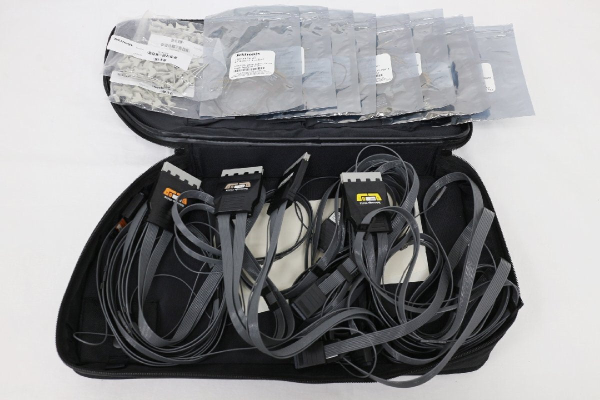 Tektronix TLA5202 Logic Analyzer 68ch 8GHz 1MW [t1131391320]