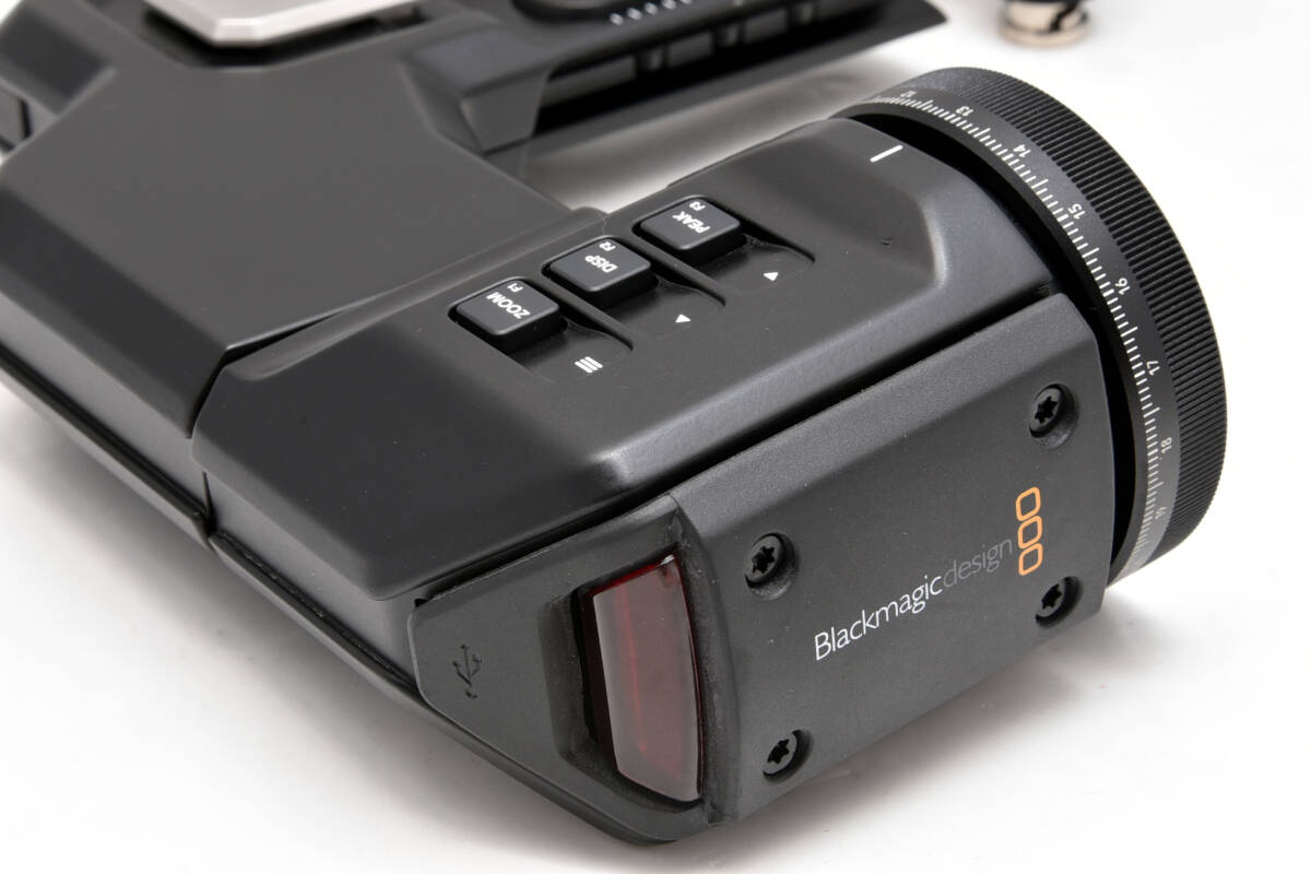 Blackmagic URSA Viewfinder CINEURSANEVFP Electronic Viewfinder High Resolution [s1140797234]