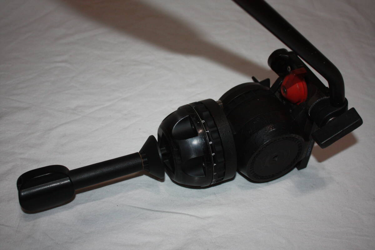 Sachtler VIDEO18 Tripod Head 100mm Ball Diameter [j1149896364]