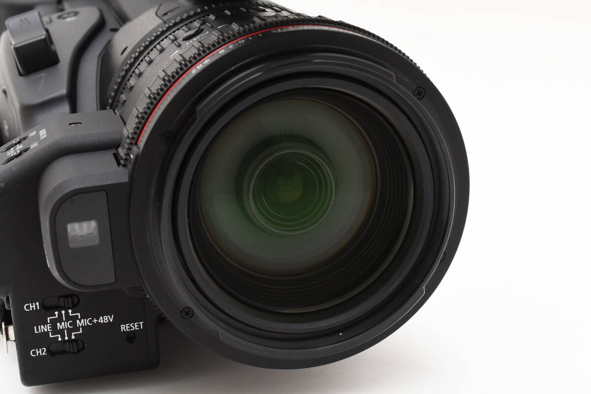 Canon XF300 Video Camera Battery Charger Accessories Set [v1175877427]