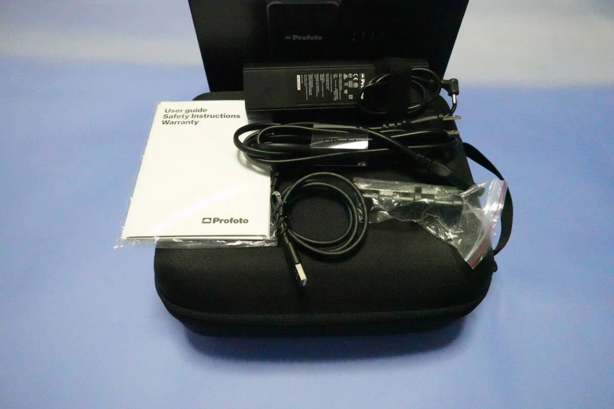 Profoto B10 Box and Case [h1182333110]